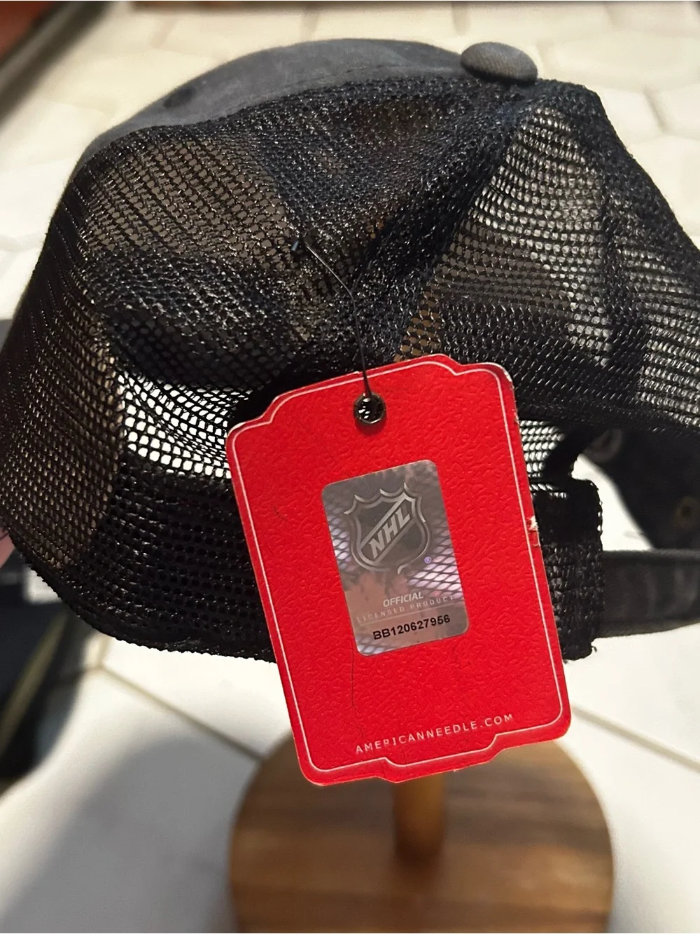 Flyers Hat with NHL tag
